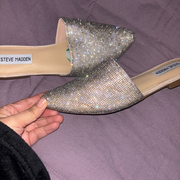 Steve Madden Traced Rhinestone Mules - Picture 4 of 7